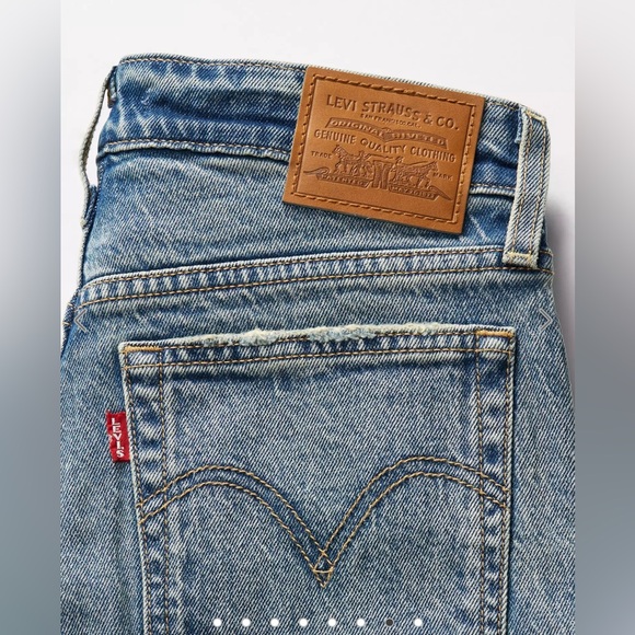 WEDGIE BOOTCUT WOMEN'S JEANS
Medium wash








18 - Picture 6 of 9